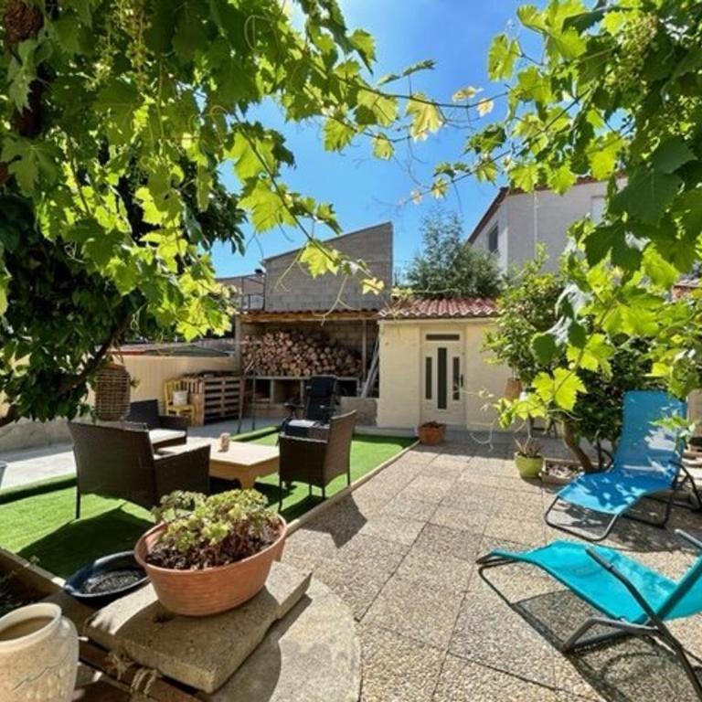 Maison climatisée 5 pièces avec jardin privé et parking, proche gare et centre à Argelès-sur-Mer - FR-1-388-217 - Villa - 7