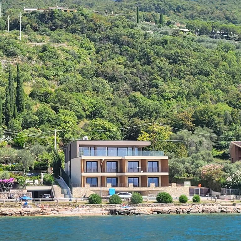 Attilio High Living Suites - Adults Only - Suite with Lake view and Balcony - 1
