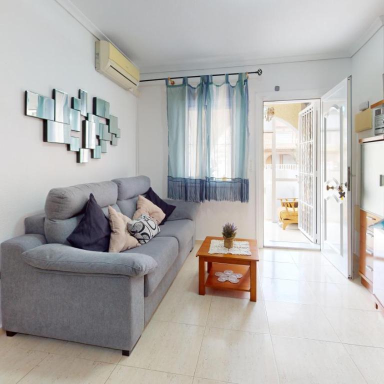 bungalow en la playa y piscina - Two-Bedroom House - 37