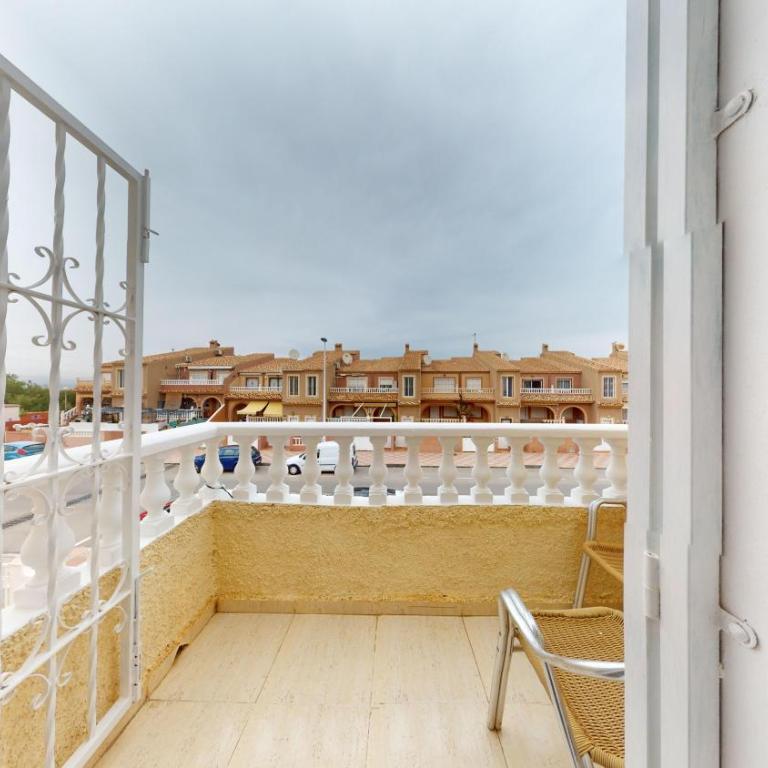 bungalow en la playa y piscina - Two-Bedroom House - 51