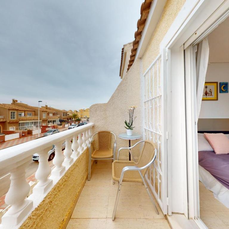 bungalow en la playa y piscina - Two-Bedroom House - 41