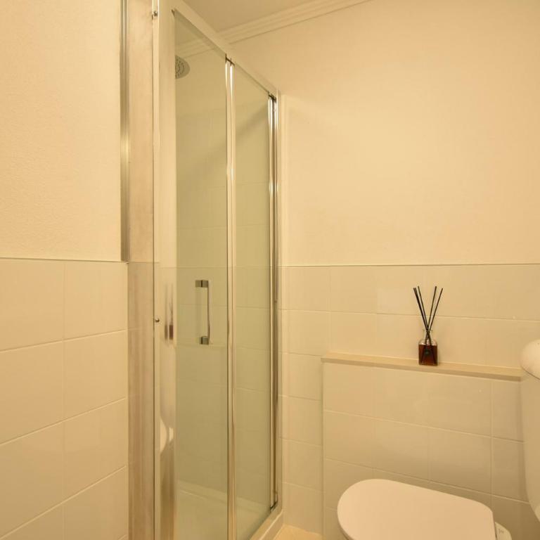 Welc-ōM Portello Stylish free parking - Monolocale con Divano-Letto - 5