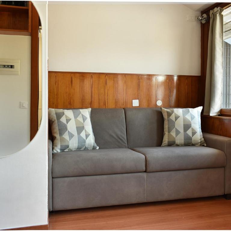 Welc-ōM Portello Stylish free parking - Monolocale con Divano-Letto - 14