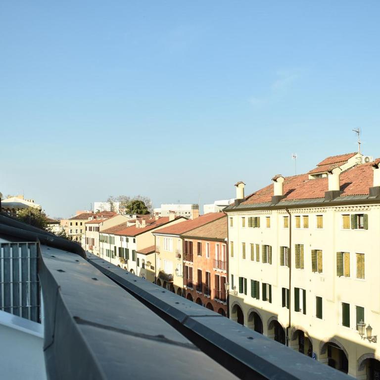Welc-ōM Portello Stylish free parking - Monolocale con Divano-Letto - 16