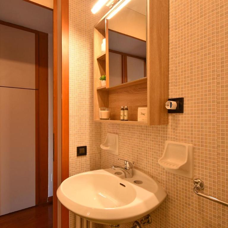 Welc-ōM Portello Stylish free parking - Monolocale Matrimoniale Deluxe - 10
