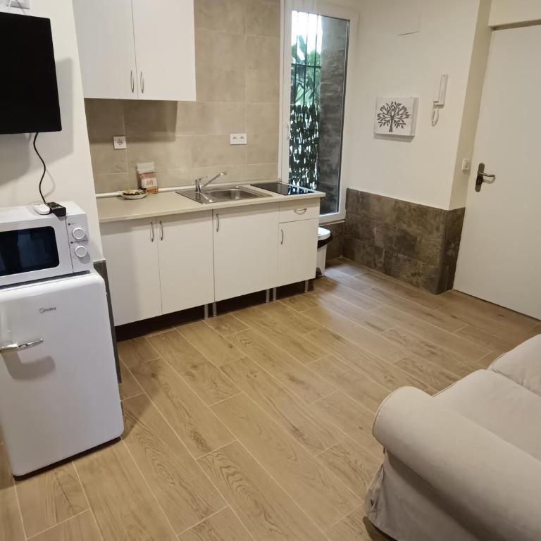 Almona Puente de Barcas - Kainga Homes - Deluxe Apartment - 4