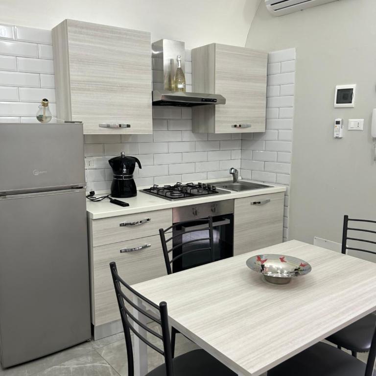 Fanale House - One-Bedroom Apartment - 55