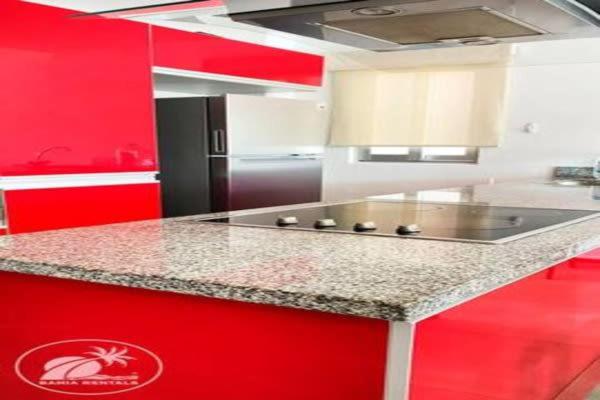 NEW Plaza 3 14 Pool BBQ Gym Beach 5 min Walk - Apartamento de 2 dormitorios - 11