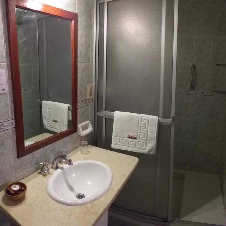 Hotel Carmen - Habitación Triple Superior - 6