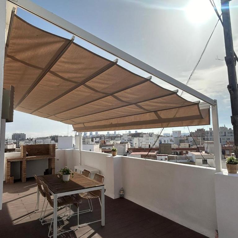 SingularStays Valero III - One-Bedroom Apartment - 1