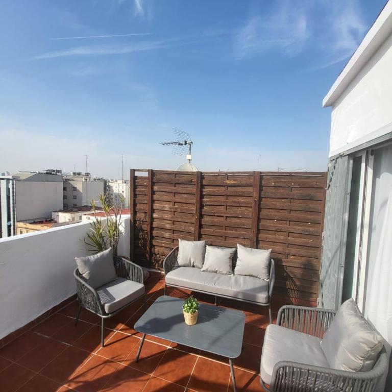 SingularStays Valero III - One-Bedroom Apartment - 3