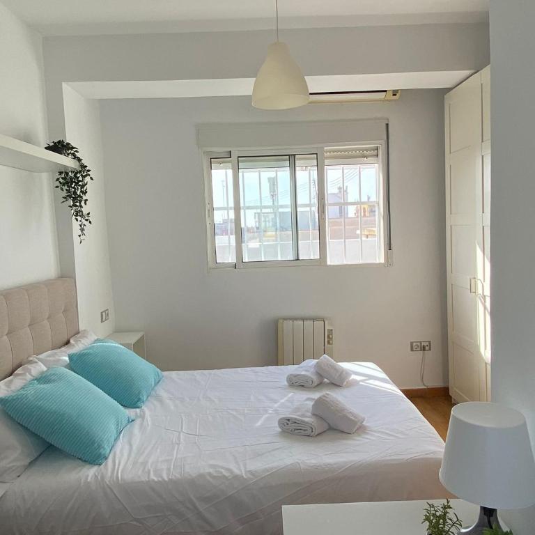 SingularStays Valero III - One-Bedroom Apartment - 9