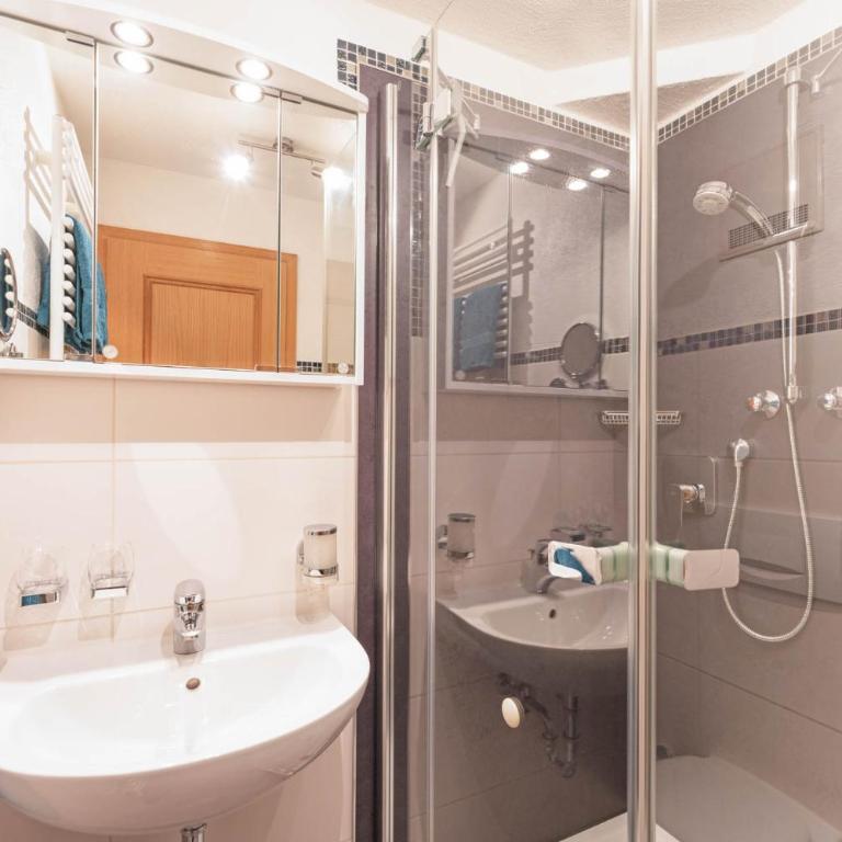 Bergblick-Ferienwohnungen - Apartment mit 1 Schlafzimmer - 2