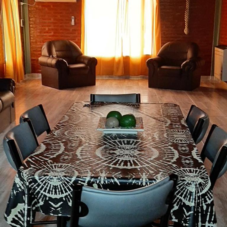 ALQUILER TEMPORARIO EN TRELEW - Three-Bedroom House - 19