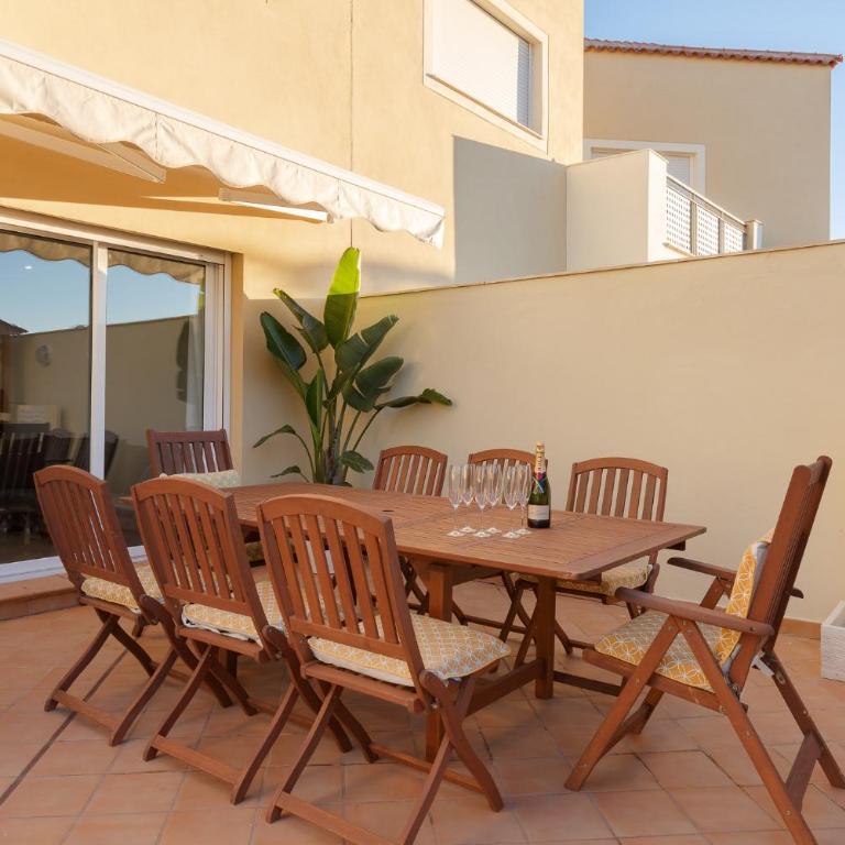 OBSIDIAN Olivino - Three-Bedroom Apartment - 9