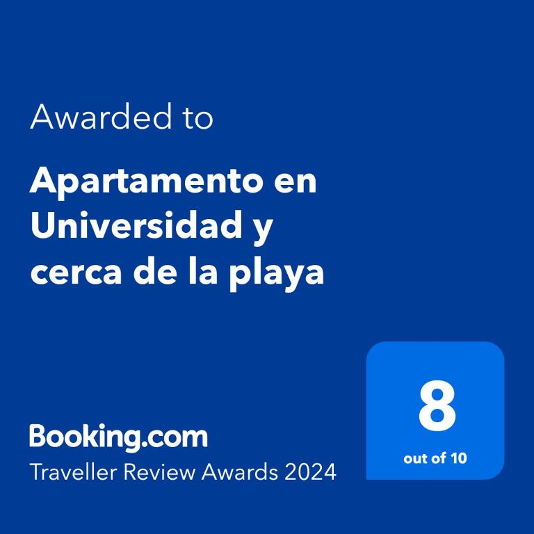 Apartamento en Universidad y cerca de la playa - Three-Bedroom Apartment - 11