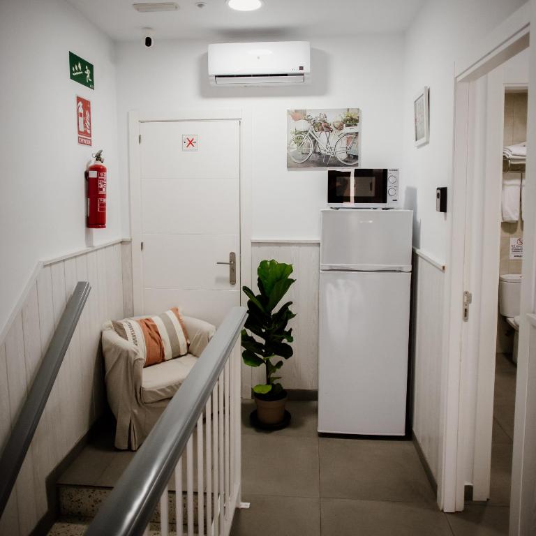 Apartamentos Turisticos Mastil 16 - Habitación Doble sin ventanas - 10