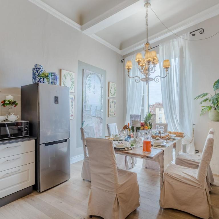 Casa Pitt, a Luxury 3 bedrooms Apartment in Lucca - Three-Bedroom Apartment - 9