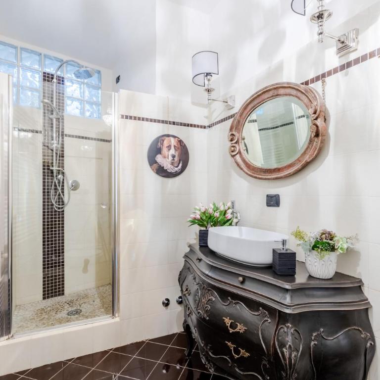 Casa Pitt, a Luxury 3 bedrooms Apartment in Lucca - Three-Bedroom Apartment - 45
