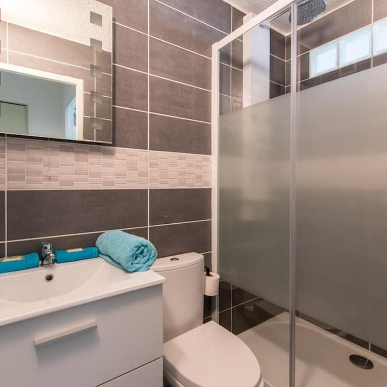 Le bleu horizon * Terrasse * clim * Parking * wifi * Calme * Cosy - One-Bedroom Apartment - 10