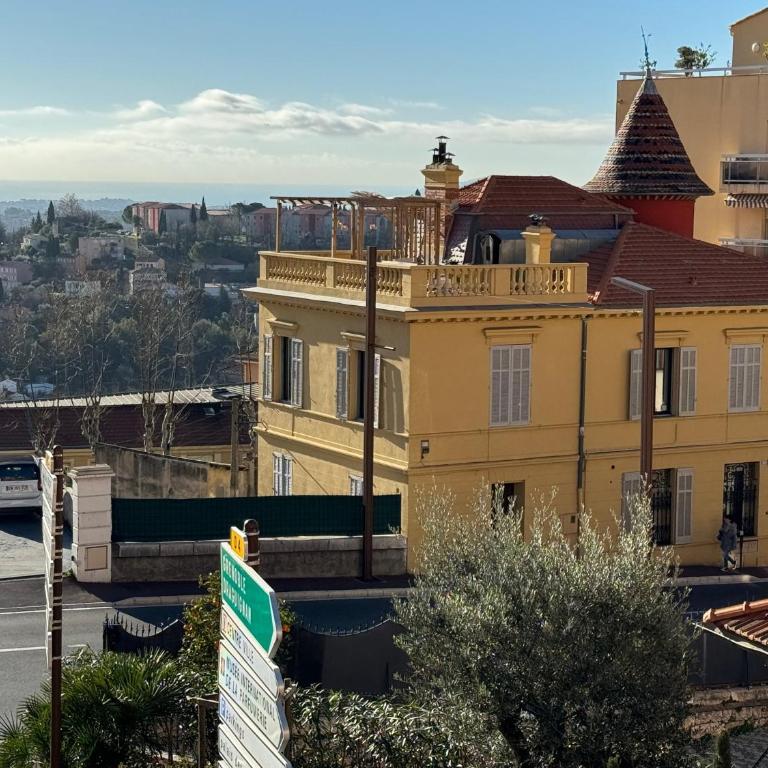 PitchMoon Bel Appartement 85 m2, grande terrasse extérieure - Apartment mit 3 Schlafzimmern - 16