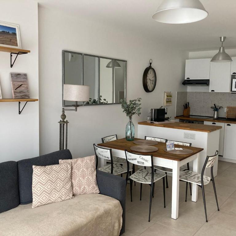 TY DOLMEN DU - 2 vacanciers - Jardin clos - Petit chien bienvenu - 2 vélos - Plages et Commerces à pied - Appartement 1 Chambre - 12