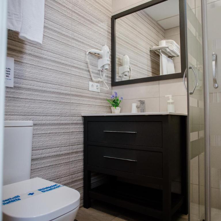 Apartamentos Turisticos Mastil 16 P2 - Habitación Doble con terraza - 7