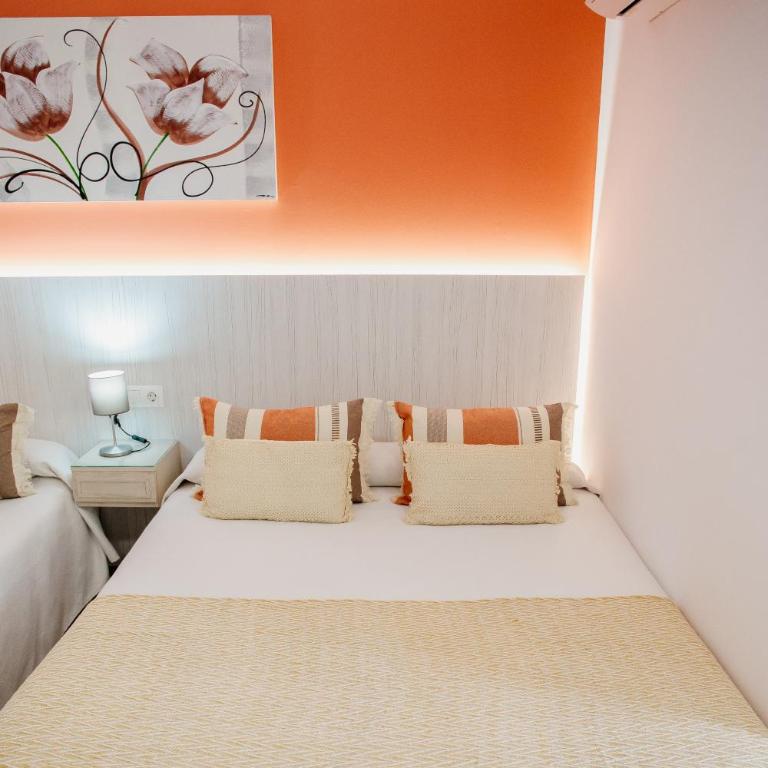 Apartamentos Turisticos Mastil 16 P2 - Habitación Cuádruple con baño privado - 7