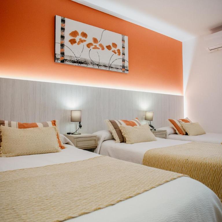 Apartamentos Turisticos Mastil 16 P2 - Habitación Cuádruple con terraza - 13