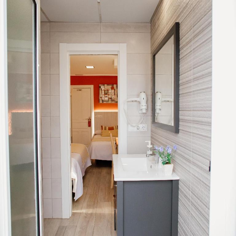 Apartamentos Turisticos Mastil 16 P2 - Habitación Doble con terraza - 18