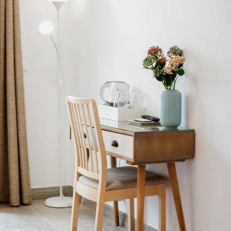 Apartamentos Turisticos Mastil 16 P2 - Habitación Cuádruple con baño privado - 19
