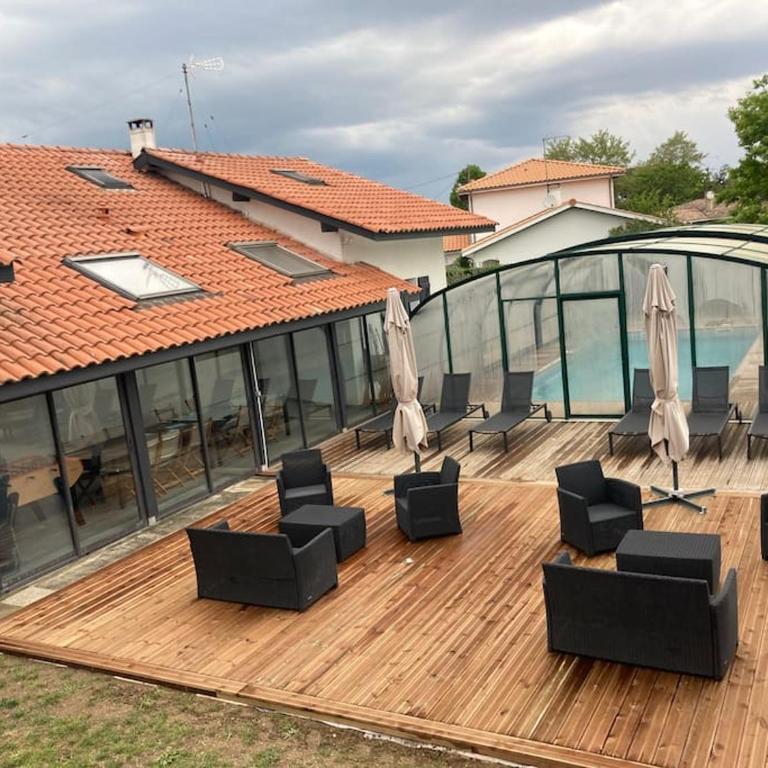 Gîte Bassin d'Arcachon, piscine couverte chauffée - Maison 6 Chambres - 1