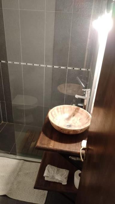 Departamento con Vista al Lago-Michay - One-Bedroom Apartment - 15