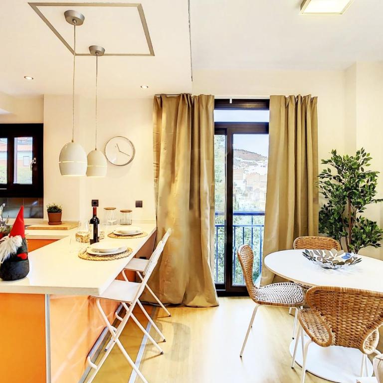Suite85, Exclusiva Casa de Picasso con vistas a Gibralfaro - Apartamento de 1 dormitorio - 8
