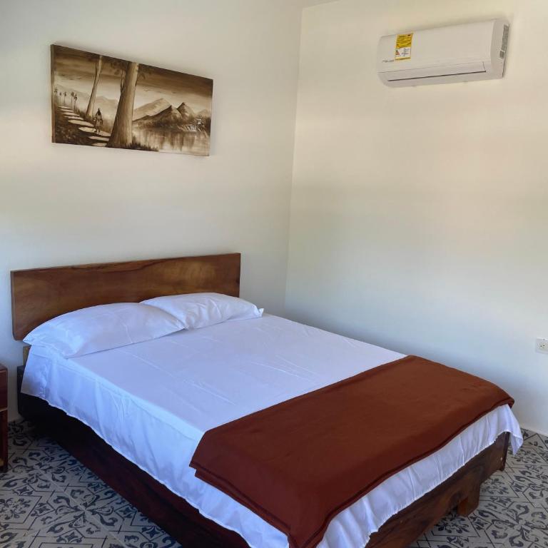 Hostal Los Arhuacos - Habitación Doble con baño privado - 2