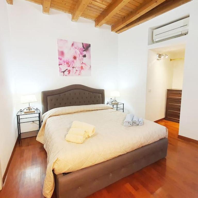 [Duomo Suite] Top Center Apartment Como Lake - One-Bedroom Apartment - 22