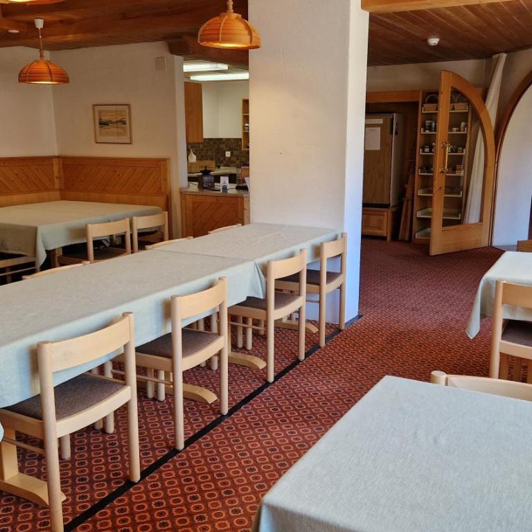Aparthotel Chesa Bellaval - Apartment mit Seeblick - 28