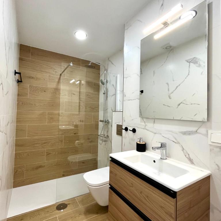 Perseo by Albir Proper Properties - One-Bedroom Apartment - 7