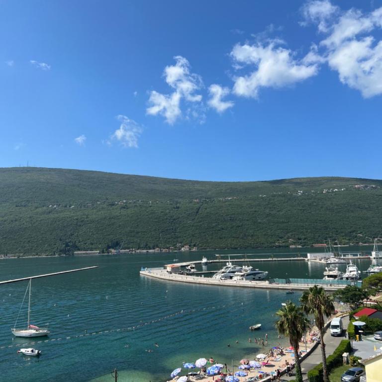 PANORAMA LUX - Apartment with Sea View - 2