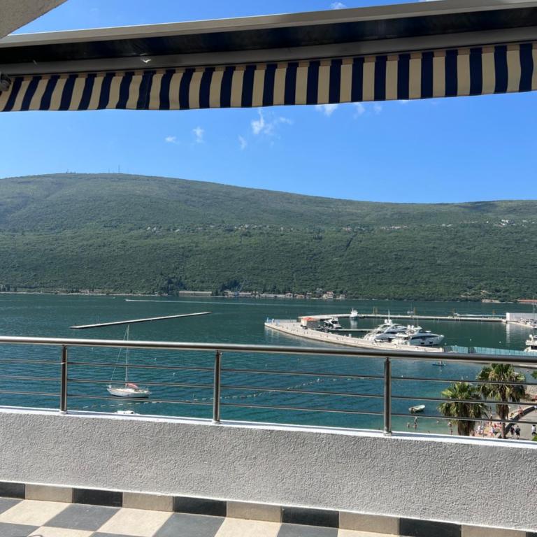 PANORAMA LUX - Apartment with Sea View - 10