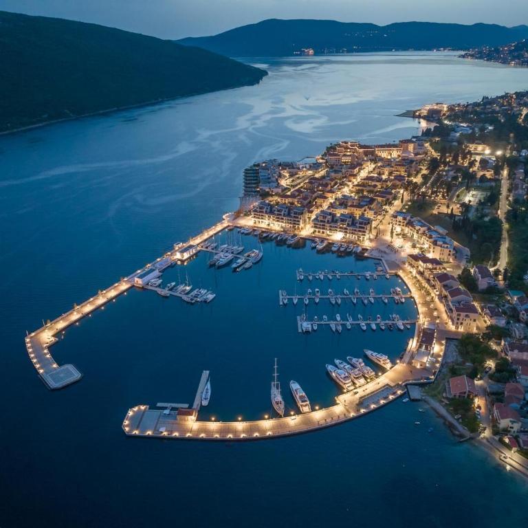 PANORAMA LUX - Apartment with Sea View - 12