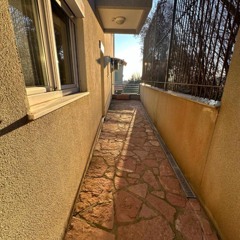 Apartments Comfort Petrovac - Apartment with Terrace - 9