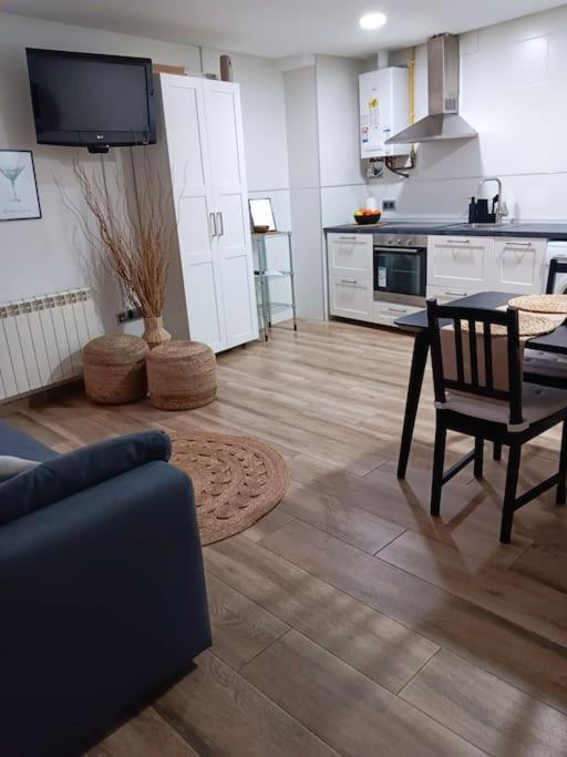 Bermudo III VUT-LE-784 - Apartamento de 2 dormitorios - 2