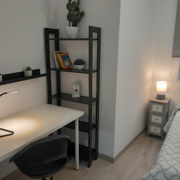 Puerta Sevilla PARKING GRATIS - Two-Bedroom Apartment - 6