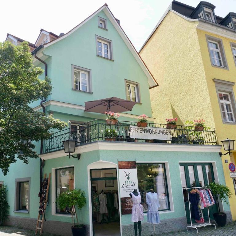 Ferienwohnung Adam - gemütlich und zentral auf der historischen Insel Lindau - Apartment mit Balkon - 2