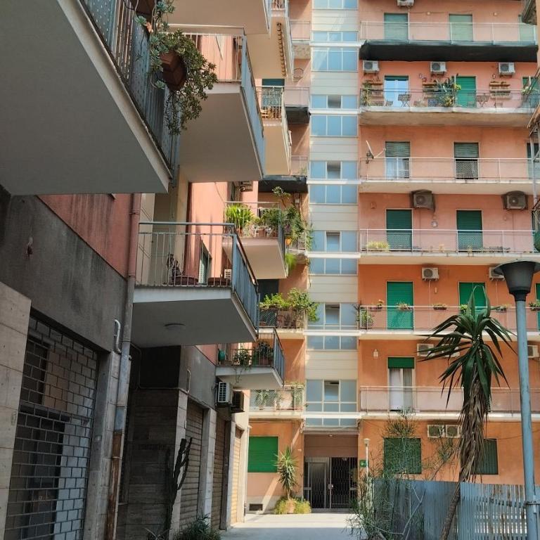 Catania Centre Urban Art B&B - Double Room with Private Bathroom - 4