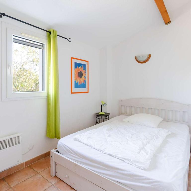 Pavillon climatisé 4 pièces avec WIFI, proche plage, terrasse, barbecue, park. privatif, animaux admis - FR-1-409-249 - Villa - 10