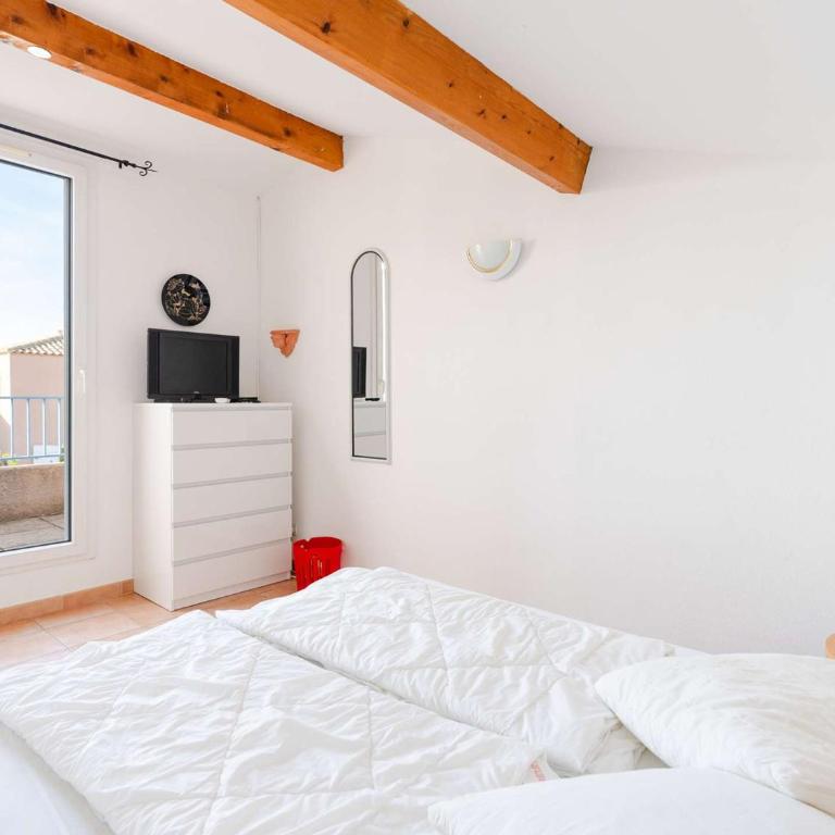 Pavillon climatisé 4 pièces avec WIFI, proche plage, terrasse, barbecue, park. privatif, animaux admis - FR-1-409-249 - Villa - 11