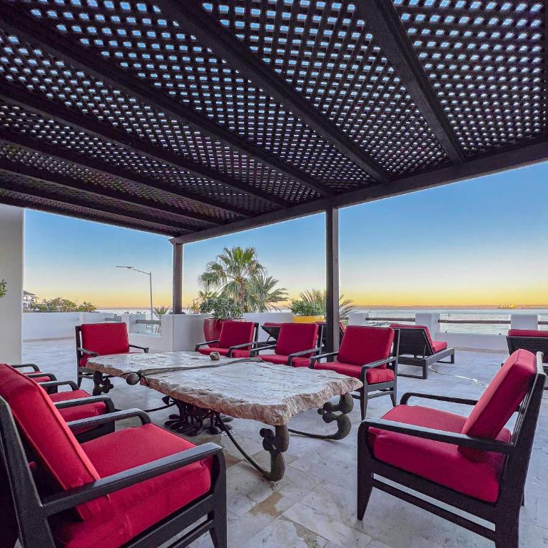 Casa Marvela at Playa de La Paz - 1 Br Penthhouse - Apartamento de 1 dormitorio con balcón y vistas al mar - 16