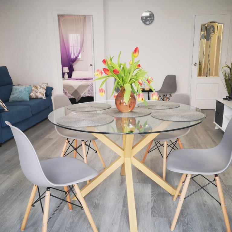 Apartment Dinamarca with 2 bedrooms, 50 mts from the beach - Two-Bedroom Apartment - 9